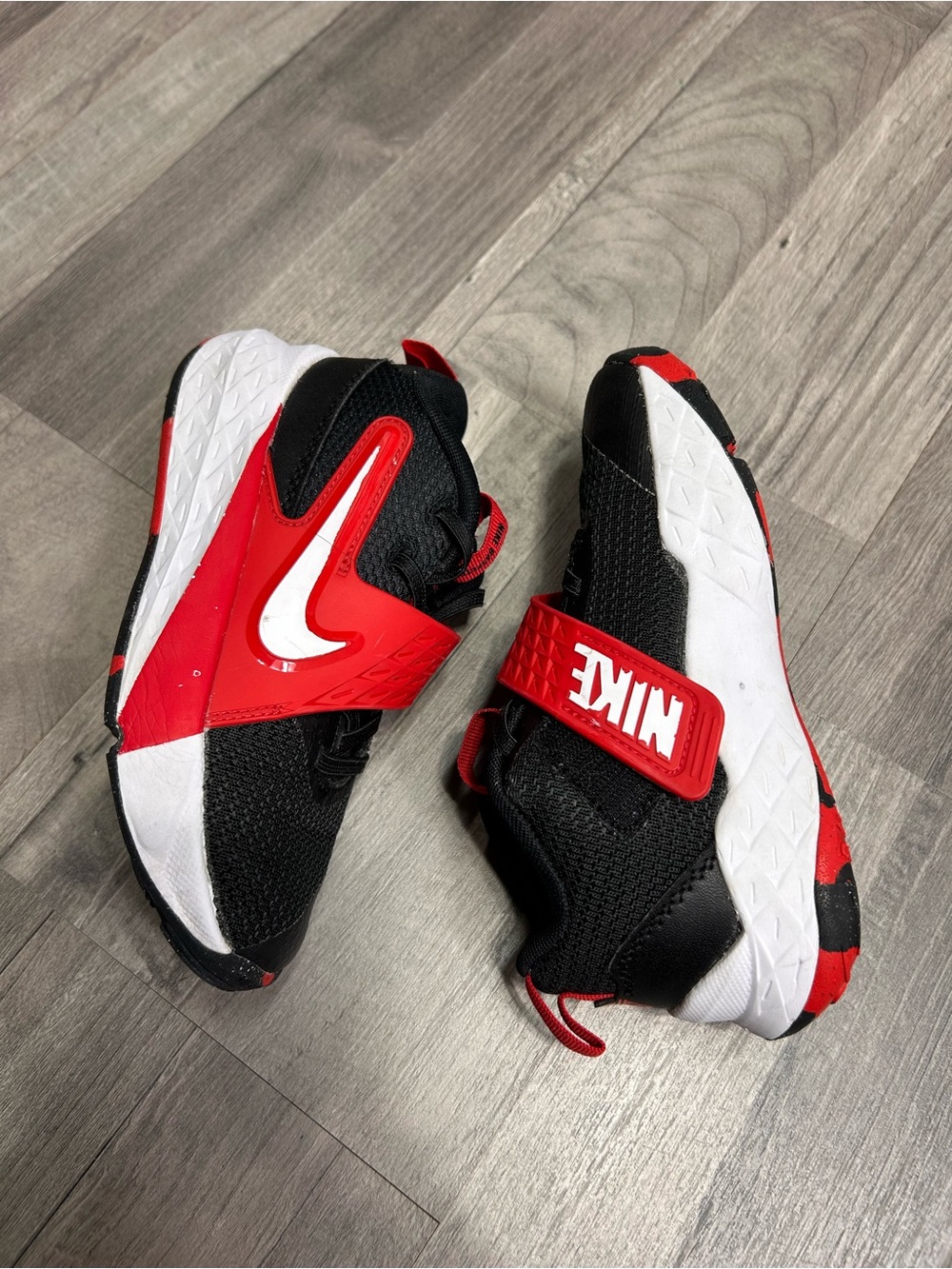 Nike Kids Team Hustle D 12 Basketball Shoes Sneakers 13